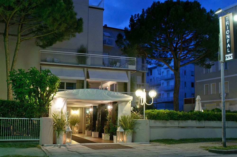 Trionfal - Fronte Mare - Vicinissimi Al Centro 3* Milano Marittima