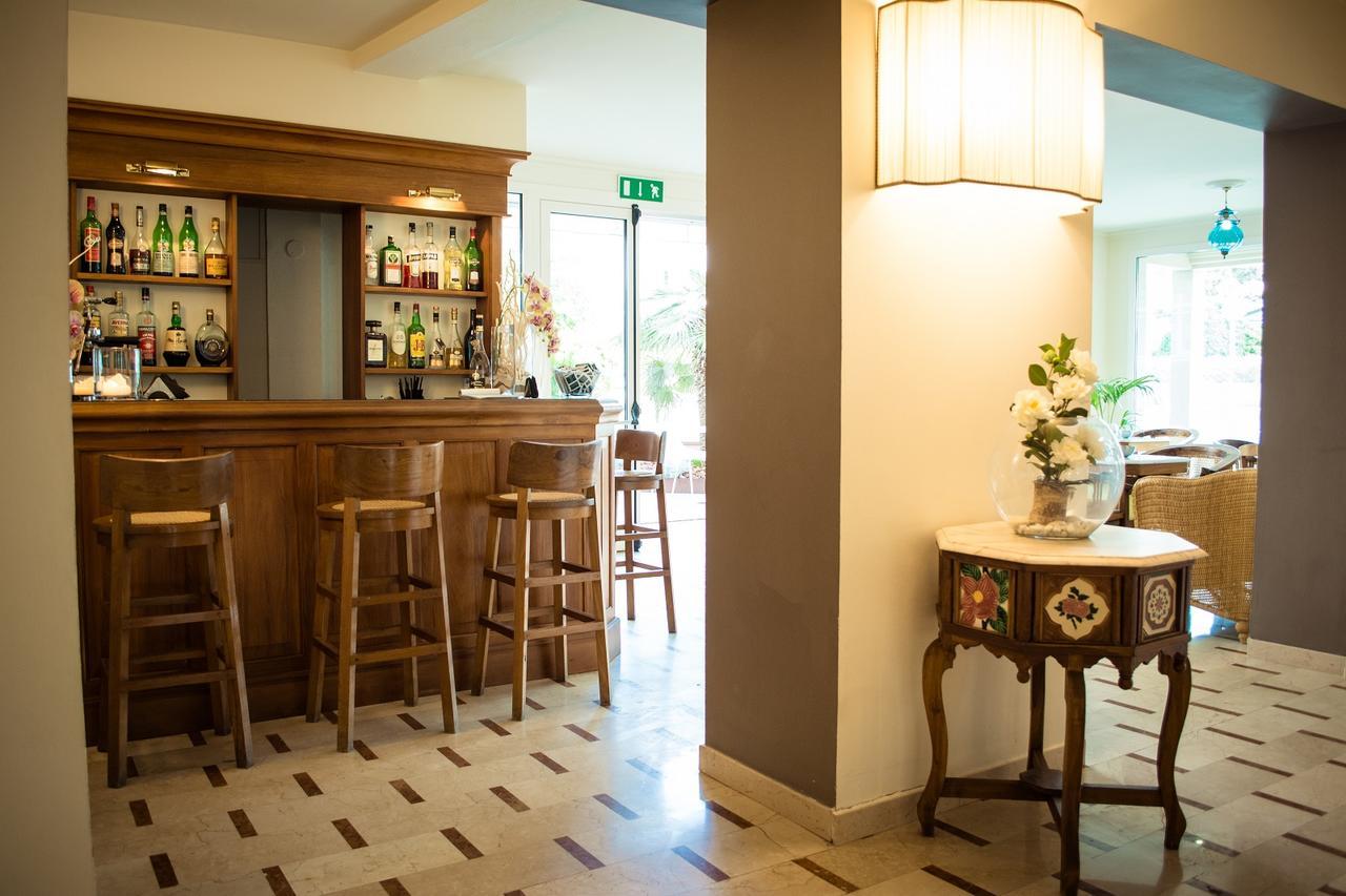 Trionfal - Fronte Mare - Vicinissimi Al Centro Hotel Milano Marittima