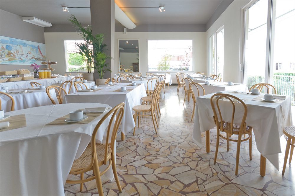 Trionfal - Fronte Mare - Vicinissimi Al Centro Hotel Milano Marittima